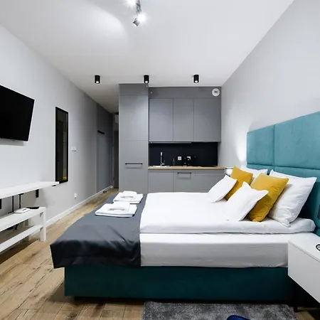 Modern Apartment, Big Terrace, Lift, Air Conditioning, Old Town Krakow